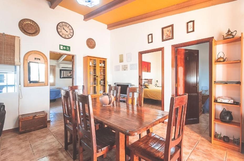 Casa Rural Los Naranjo 赫雷斯德洛斯卡瓦列罗斯 外观 照片